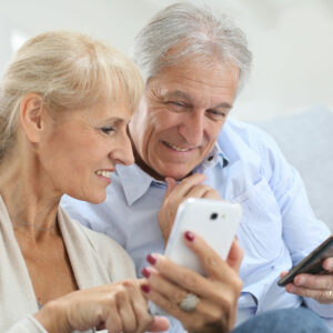 7 easy-to-use smartphones for seniors